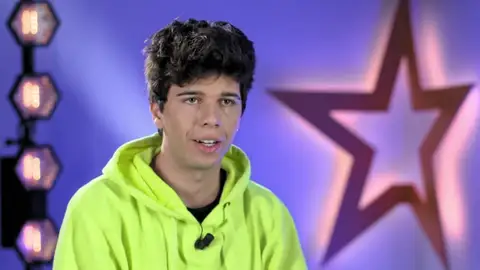 Álvaro: "Olivia es una rival muy difícil" Álvaro: "Olivia es una rival muy difícil"