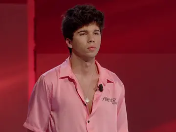 Álvaro expulsado Álvaro expulsado