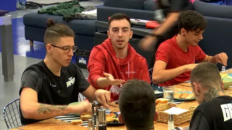 Mapxmen, enfadado Top Gamers Academy