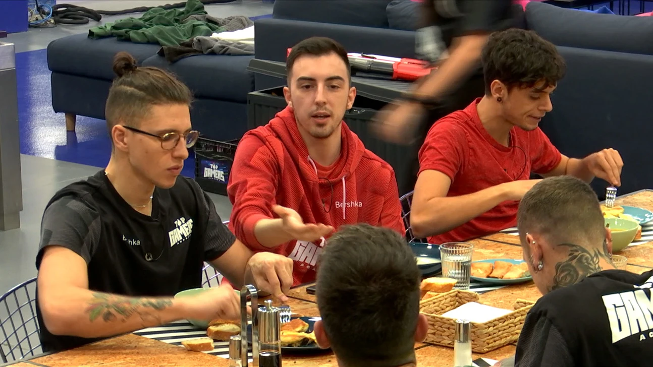 Mapxmen, enfadado Top Gamers Academy