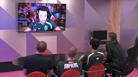Grefg y su equipo Top Gamers Academy