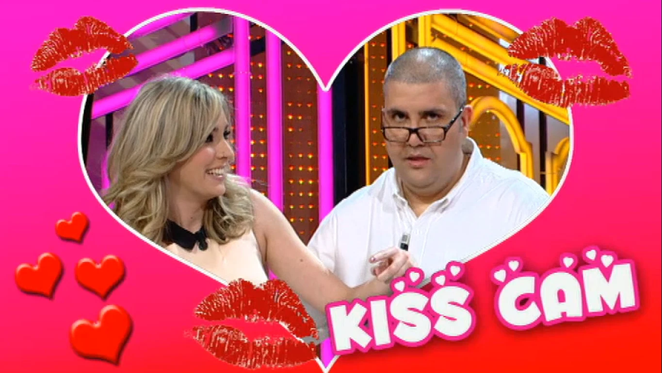 La Kiss Cam de Otra Movida 15 Años Neox