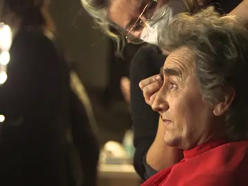 Así se maquillaron David Fernández y Silvia Abril para convertirse en los protagonistas de las 'preuvas' Así se maquillaron David Fernández y Silvia Abril para convertirse en los protagonistas de las 'preuvas'