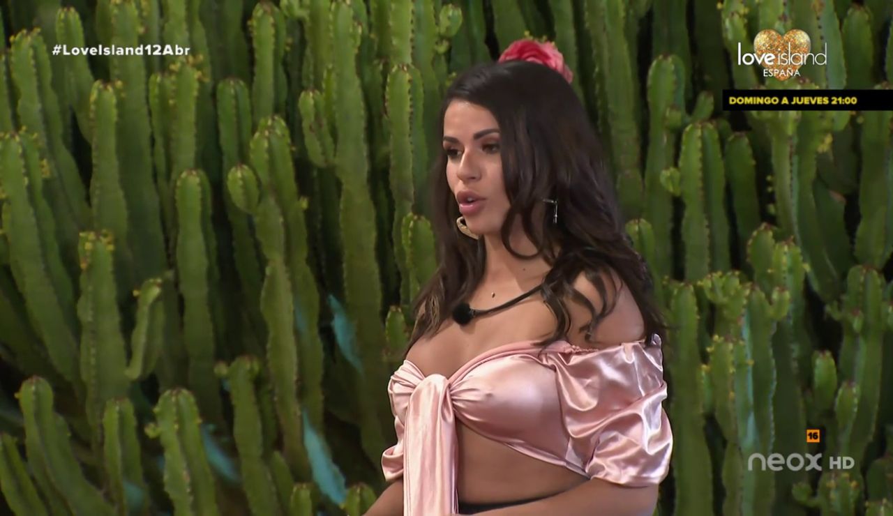 Yasmina tiene que decidir: ¿Qué pareja romperá?