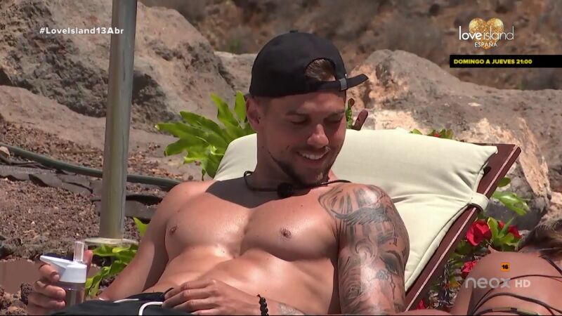 José y Carla se conocen mejor: 