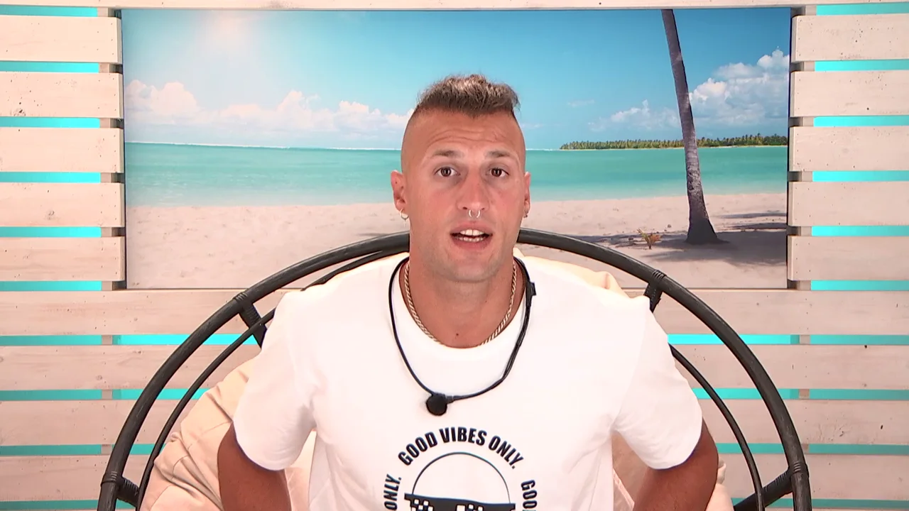 Vídeo inédito: Moure, convencido de que merece seguir en 'Love Island' Vídeo inédito: Moure, convencido de que merece seguir en 'Love Island'