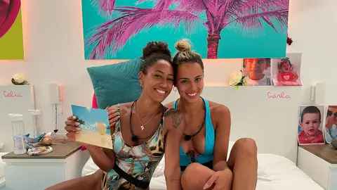 Carla, sonrojada al hablar de sus sentimientos: "El amor ha llamado a mi puerta" De tu cama a la mía