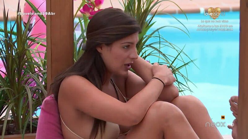 Adele confiesa ante Jovan sus dudas sentimentales con Pedro