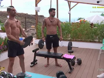 Los chicos le dan vueltas a los futuros emparejamientos Los chicos le dan vueltas a los futuros emparejamientos