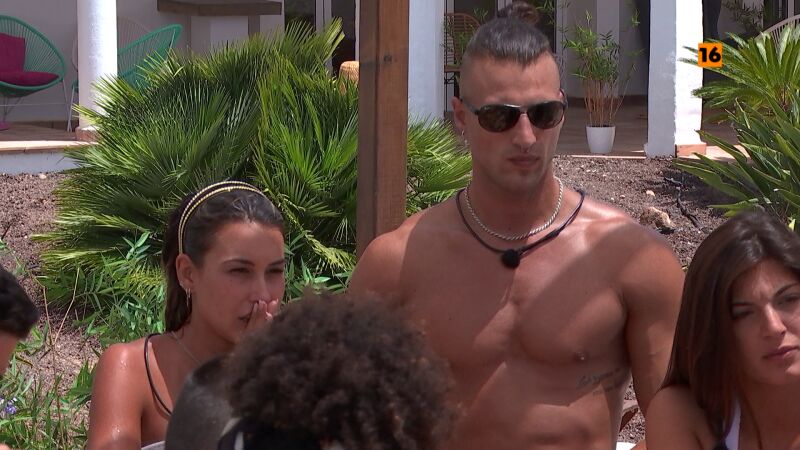 Hoy una pareja abandona la villa. Esta noche en Neox y ATRESplayer