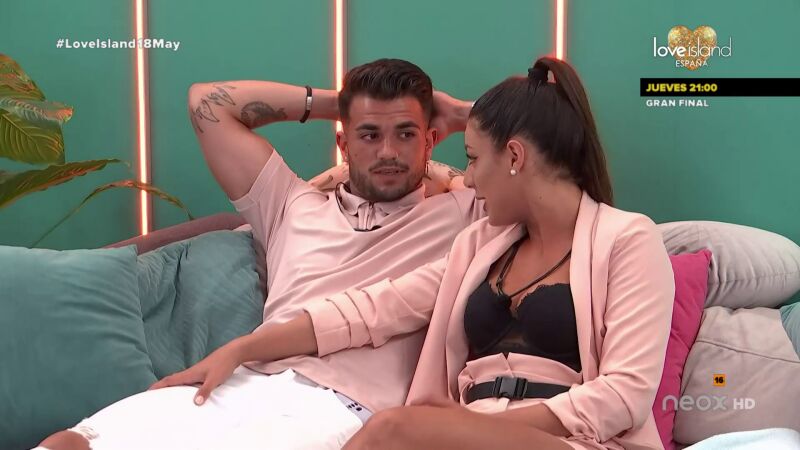 Reacciones de sorpresa entre los isleños al descubrir los segundos finalistas