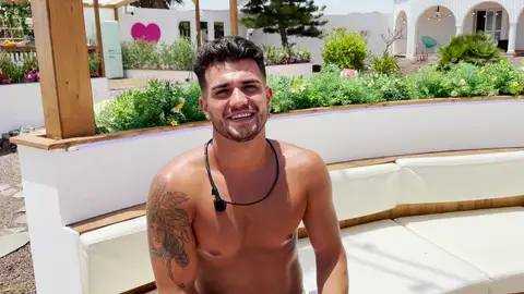 Jovan agradece la oportunidad de haber conocido a Adele Contenido extra