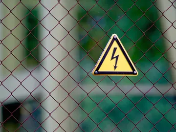 Aviso peligro de electricidad Aviso peligro de electricidad