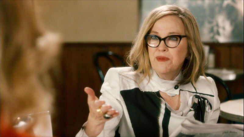 Moira se pone digna y rechaza un cheque de su hermana