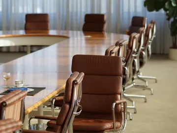 Mesa de reuniones Mesa de reuniones