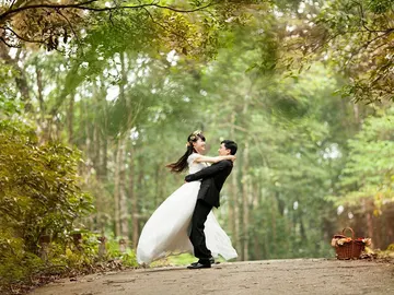Pareja en una boda Pareja en una boda