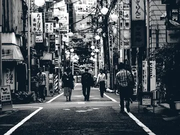 Cultura laboral en Japón: 100 años de cambios expuestos en un vídeo que deja sin aliento Cultura laboral en Japón: 100 años de cambios expuestos en un vídeo que deja sin aliento