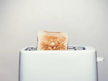 Este invento japonés hará que comas en tiempo récord tu comida rápida y no, no es una tostadora Este invento japonés hará que comas en tiempo récord tu comida rápida y no, no es una tostadora