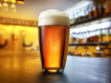 El motivo por el que deberías replantearte echar tabasco en la cerveza El motivo por el que deberías replantearte echar tabasco en la cerveza