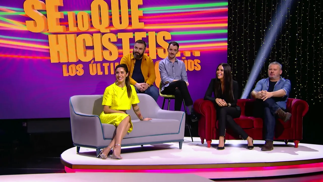 Un salto en paracaídas para celebrar los 1.000 programas de 'SLQH' Un salto en paracaídas para celebrar los 1.000 programas de 'SLQH'
