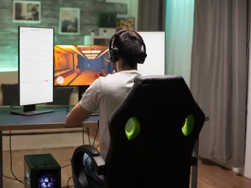 A medio camino entre una silla de tortura y la inmersión total: crean el periférico más loco para los videojuegos A medio camino entre una silla de tortura y la inmersión total: crean el periférico más loco para los videojuegos
