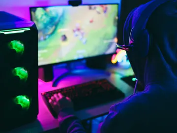 Streamer Streamer