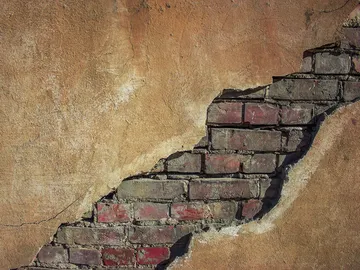 Grieta en casa Grieta en casa