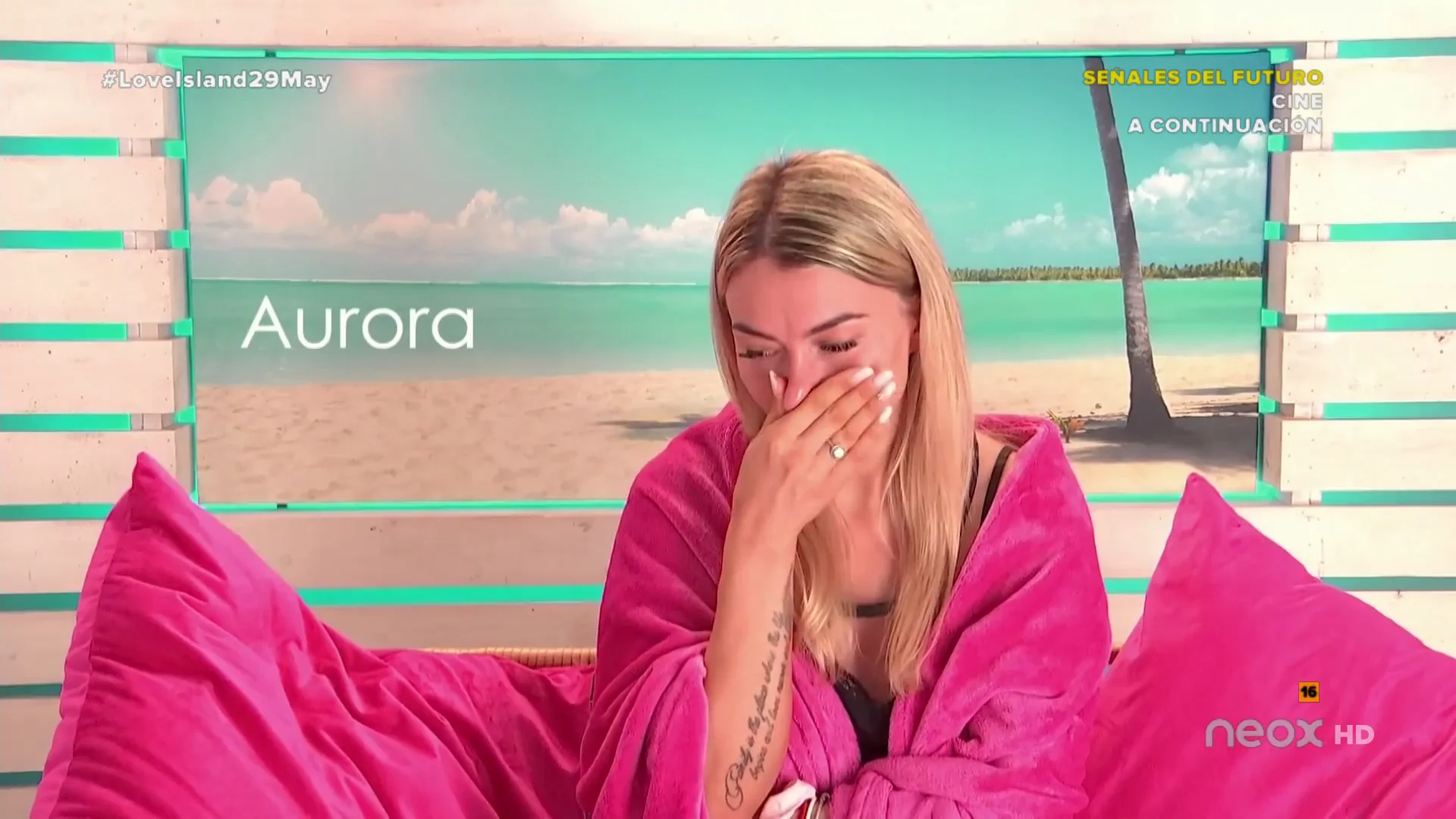Aurora ve en peligro su relación con Alberto: "Me cansaré si no veo más cosas de su parte"