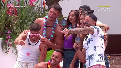 Felipe es el más votado para abandonar ‘Love Island’ y la llegada de Carmen y Mika revoluciona la villa Felipe es el más votado para abandonar ‘Love Island’ y la llegada de Carmen y Mika revoluciona la villa