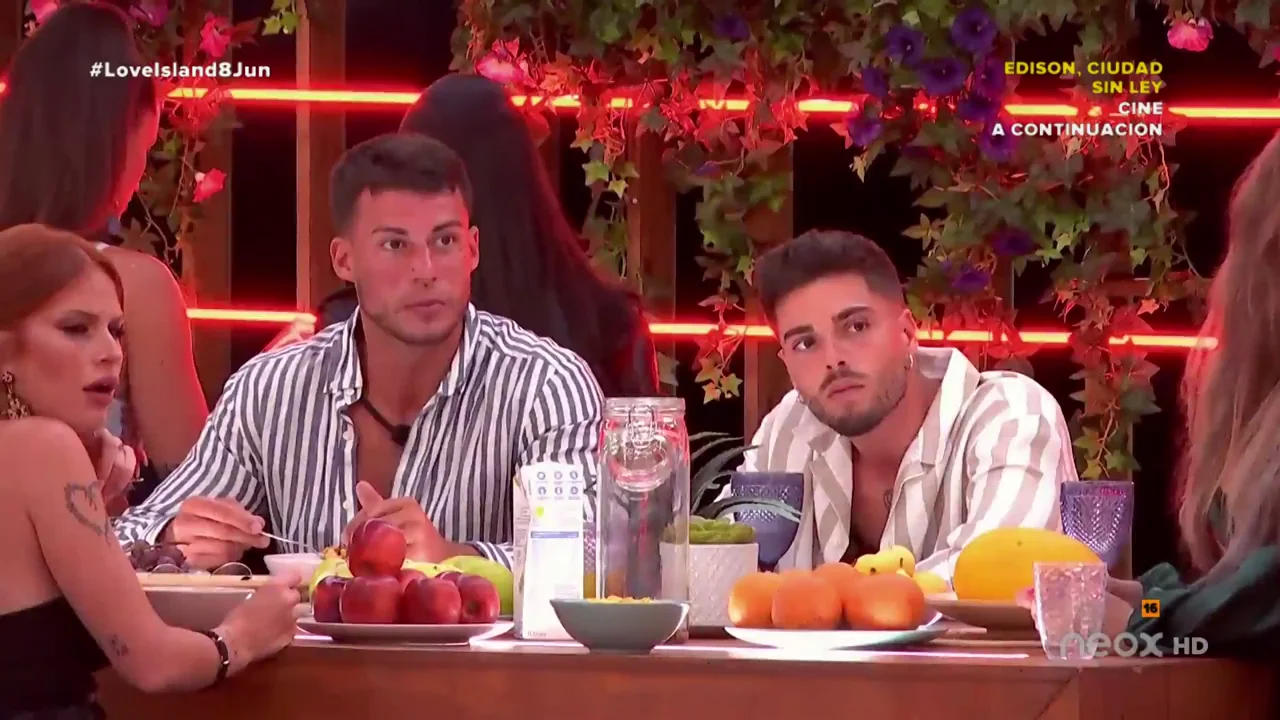 Así ha sido la reacción de los isleños al conocer a Carlos, el nuevo soltero de ‘Love Island’ Así ha sido la reacción de los isleños al conocer a Carlos, el nuevo soltero de ‘Love Island’