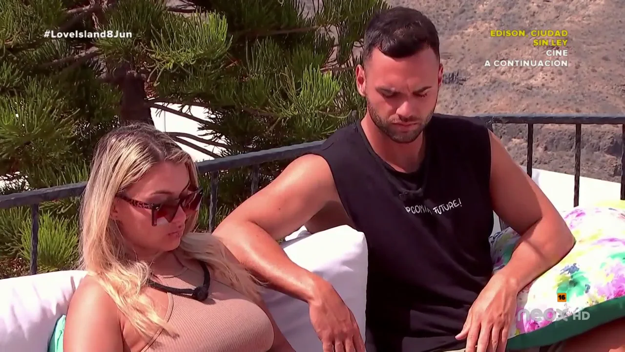 Aurora rompe a llorar al darse cuenta de que va a perder a Alberto y habla con &eacute;l