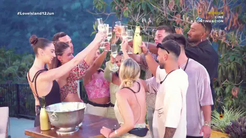 La llegada de Casa Amor revoluciona a las parejas de 'Love Island': Isleños e isleñas se separan durante una semana La llegada de Casa Amor revoluciona a las parejas de 'Love Island': Isleños e isleñas se separan durante una semana