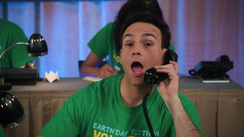 Barry intenta forjar una pareja propia mientras Beverly tiene un plan para sacar a Bill de parranda