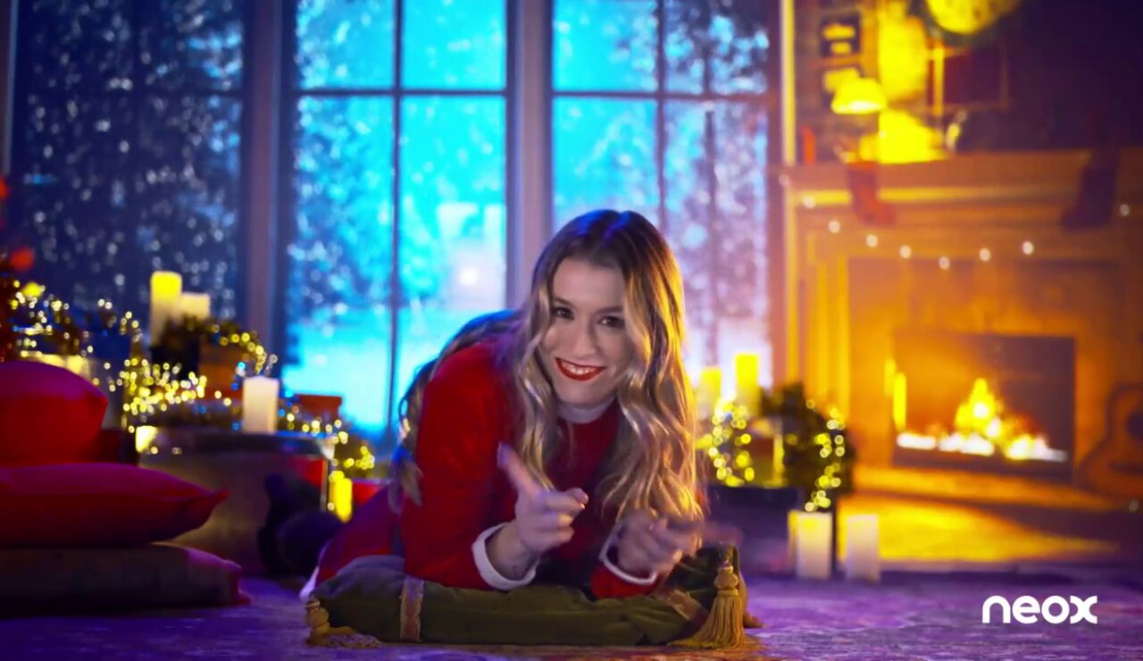 Eva Soriano se convierte en Mariah Carey versionando su famoso 'All I Want for Christmas'