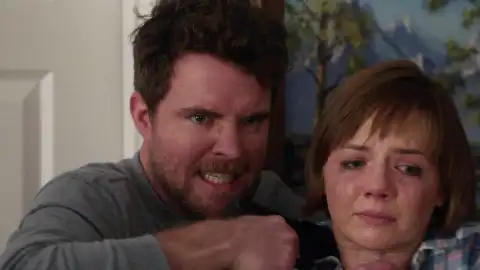 El NCIS intenta detener a un suboficial y estalla una bomba en su vivienda El NCIS intenta detener a un suboficial y estalla una bomba en su vivienda