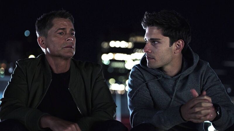 El hijo del capitán Strand está a punto de morir y su padre toma una drástica decisión