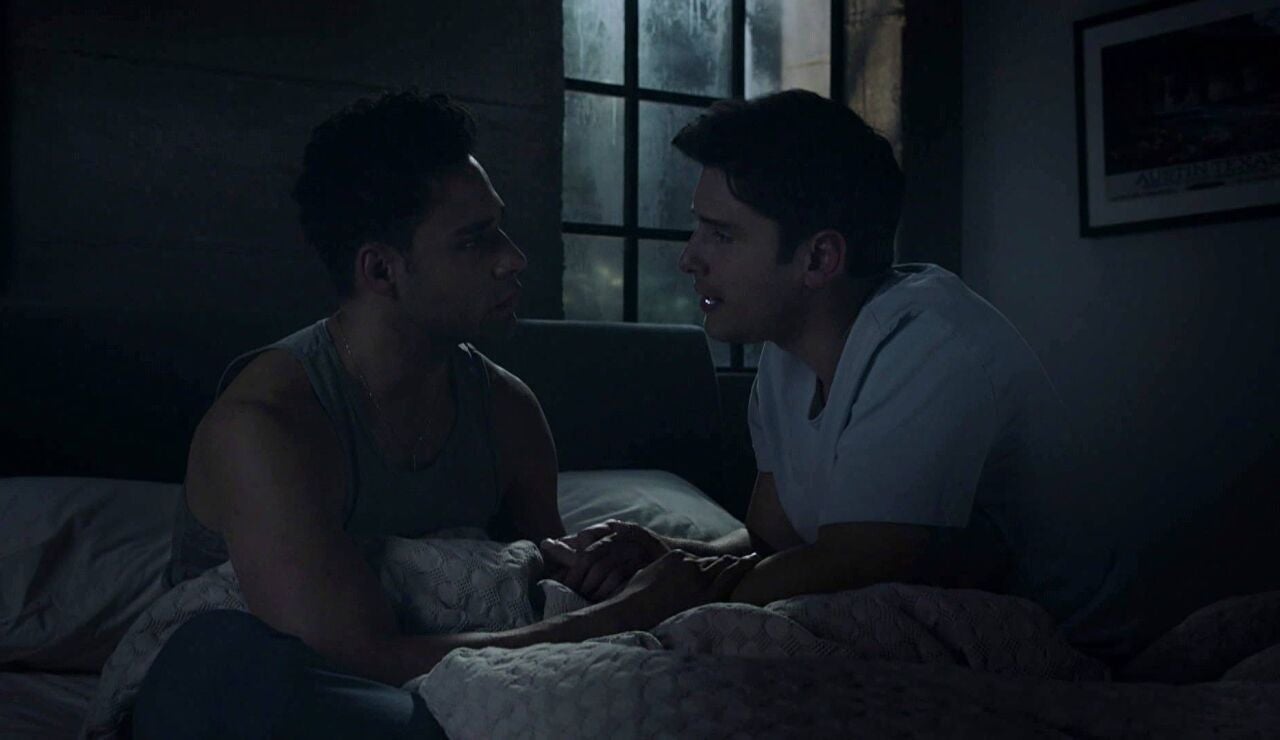 &iexcl;Suenan campanas de boda!: TK le pide matrimonio a Carlos