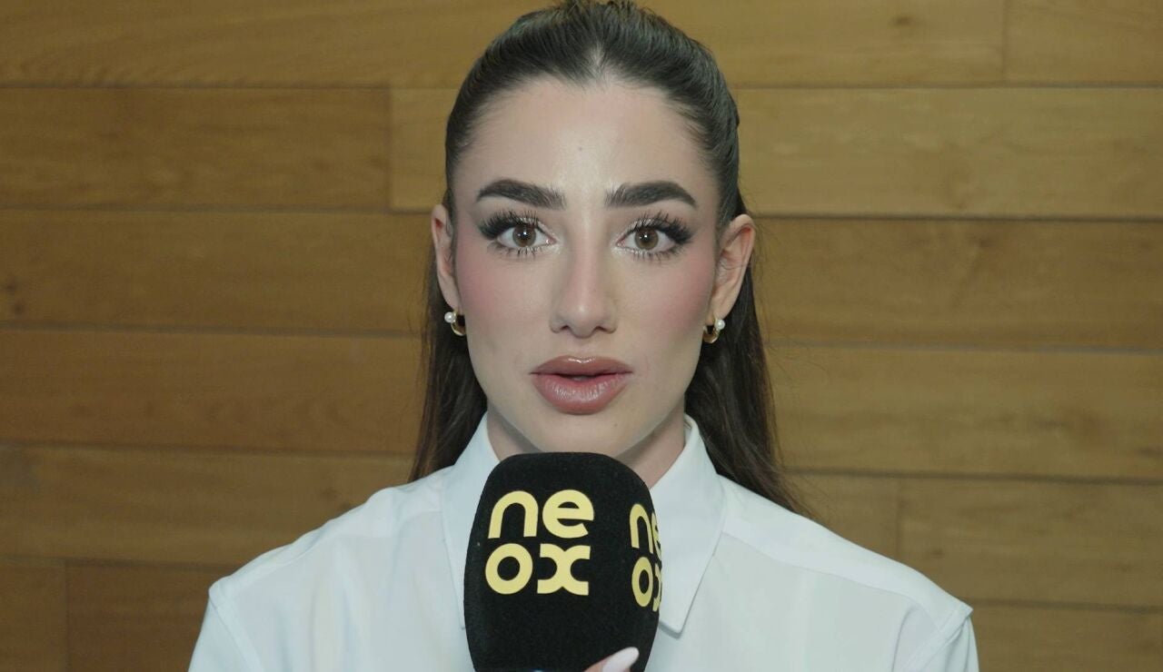 "Siempre me han dado m&aacute;s regalos en Pap&aacute; Noel para disfrutarlos en Navidad": Lola Lolita responde a un divertido test Navide&ntilde;o 