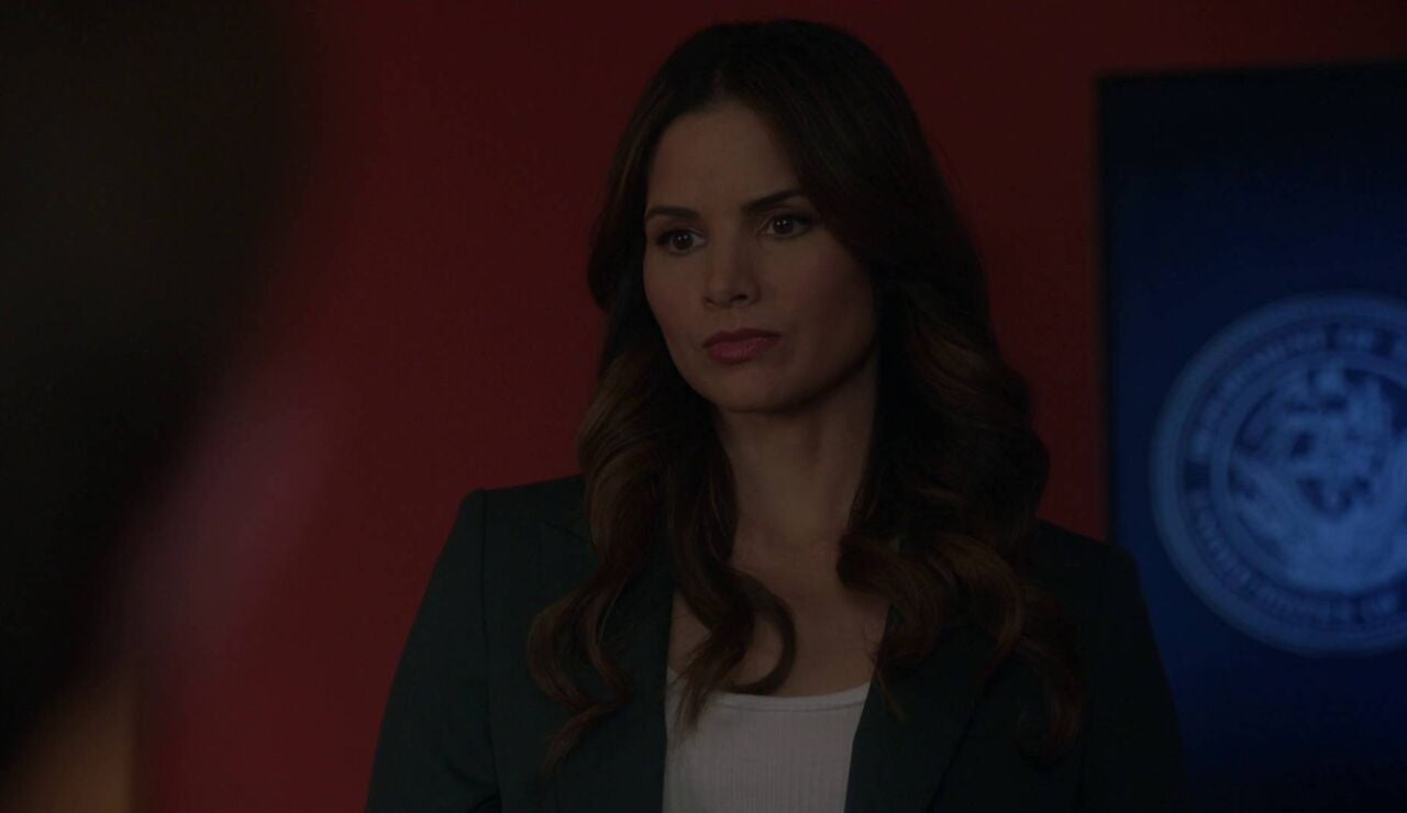 NCIS - El cuerpo de un marine aparece recientemente muerto &iexcl;aunque se supone que muri&oacute; hace a&ntilde;os!