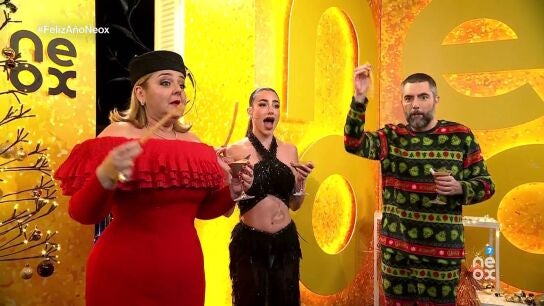 Dani Mateo, Lola Lolita y Pidar Vidal reciben el 2026 comiendo churros