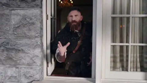 Fantasmas - Thor está a punto de perderse otra vez la boda de su hijo Fantasmas - Thor está a punto de perderse otra vez la boda de su hijo