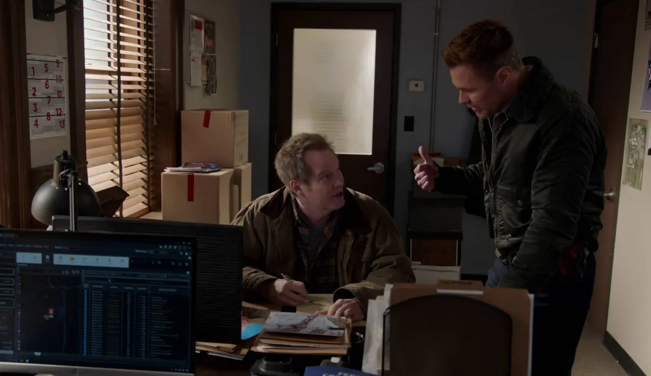 Chicago PD - Bob Ruzek pierde la cabeza cuando intenta ayudar en un caso