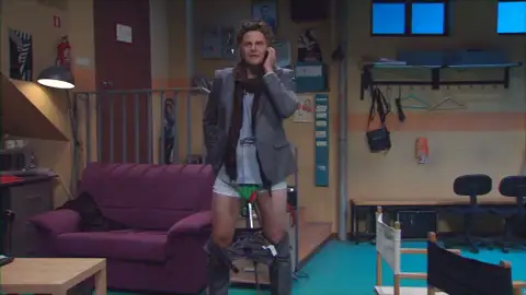 Me pilla en un buen momento (01x09) Me pilla en un buen momento (01x09)