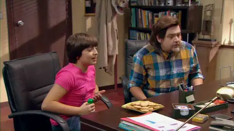 Hannah Montana quiere la serpiente de Jaime (01x10) Hannah Montana quiere la serpiente de Jaime (01x10)