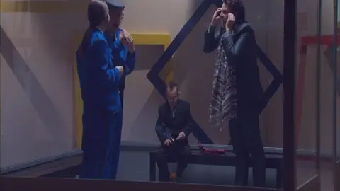 Las historias de Onofre, Emilio y Don Jaime (1x11) Las historias de Onofre, Emilio y Don Jaime (1x11)