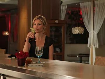 Claire espera a Phil Claire espera a Phil
