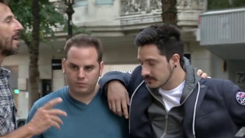 Jugando a hacerse fotos