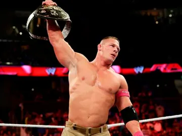 John Cena busca rival John Cena busca rival