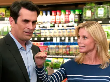 Claire acusa de irresponsable a Phil Claire acusa de irresponsable a Phil