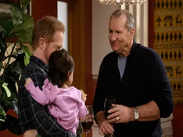 Jay será el tutor de Lily Jay será el tutor de Lily